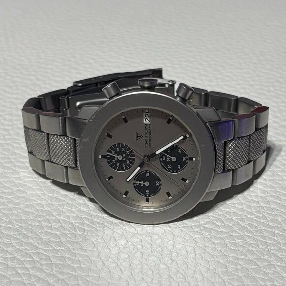 TRITON CHRONOGRAPH Vintage watch - Picture 1 of 4